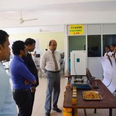 76643669 2612820512164535 3515107514012139520 N