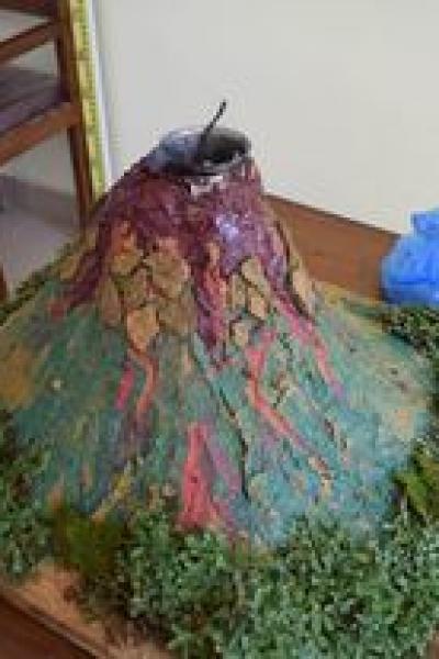 76722809 2612824245497495 2163473978746732544 N